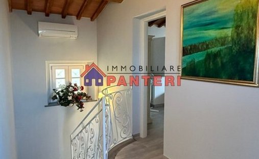 House in Center, Capannori, Tuscany 1