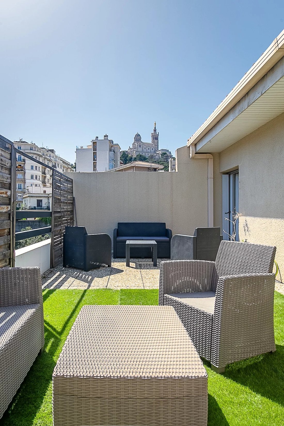 Apartment in Vauban, 6e Arrondissement, Marseille 1 - 17719296