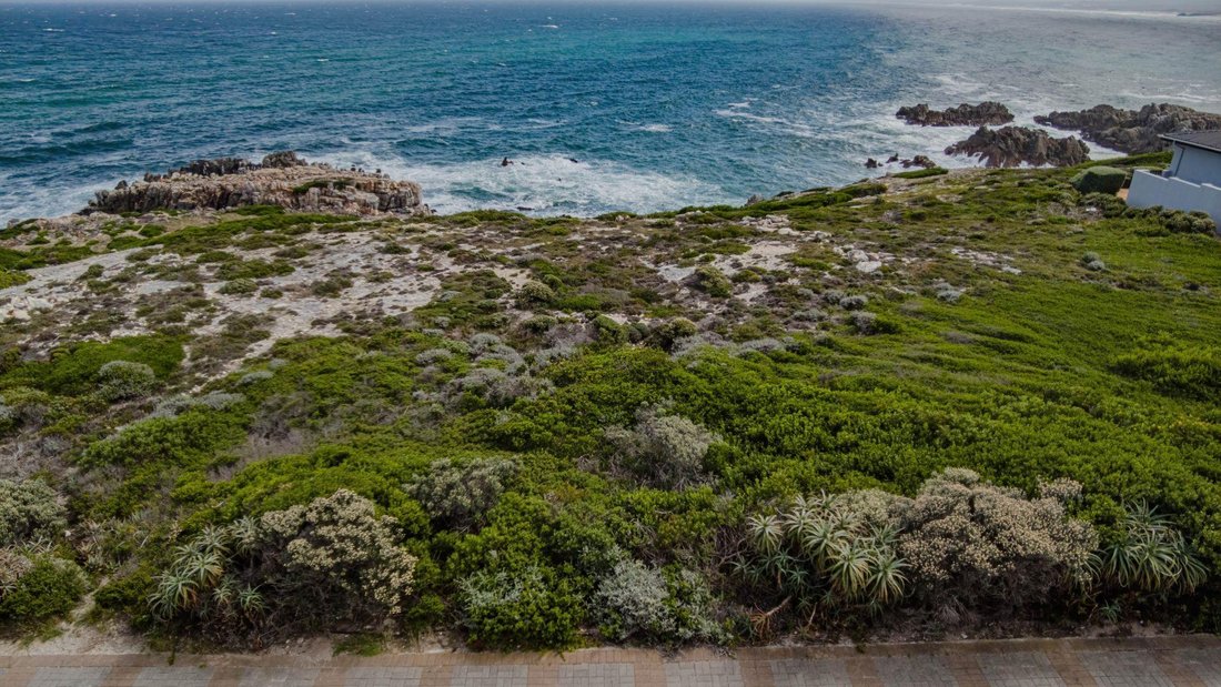 Land in De Kelders, Western Cape, South Africa 1 - 17719004