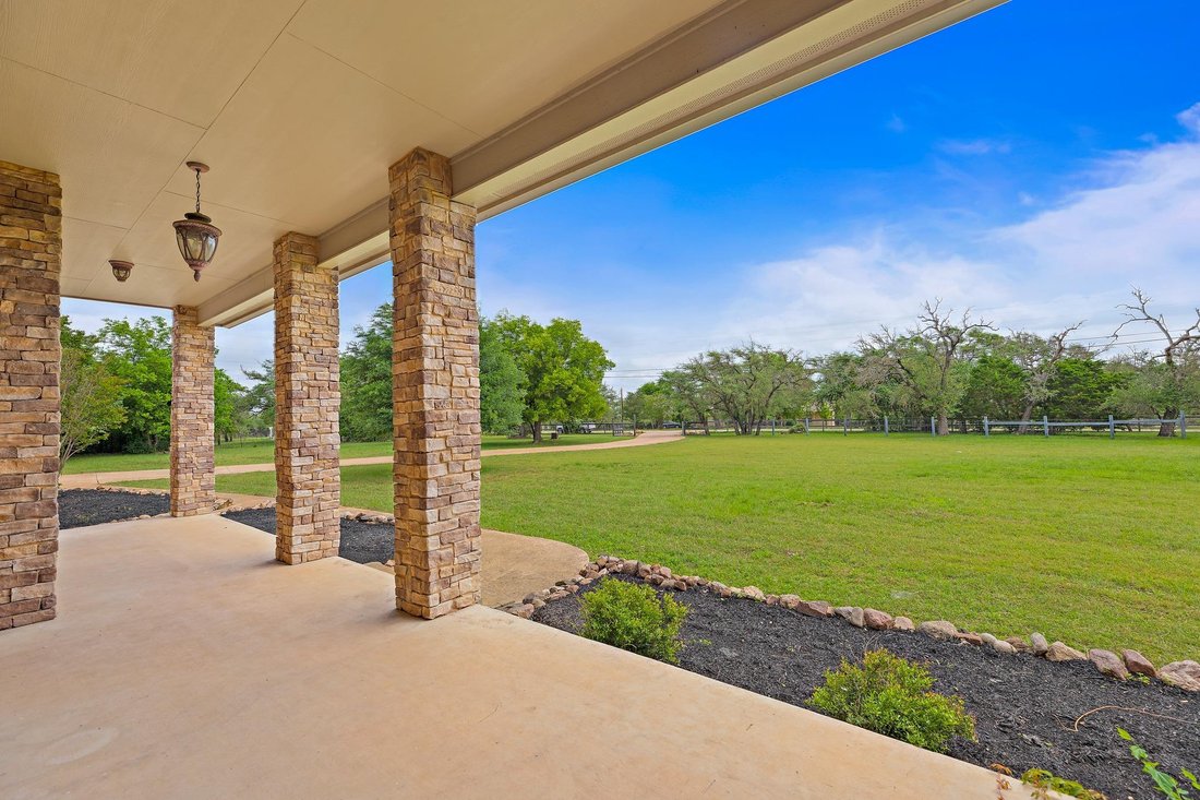 House in Liberty Hill, Texas, United States 3 - 17718947