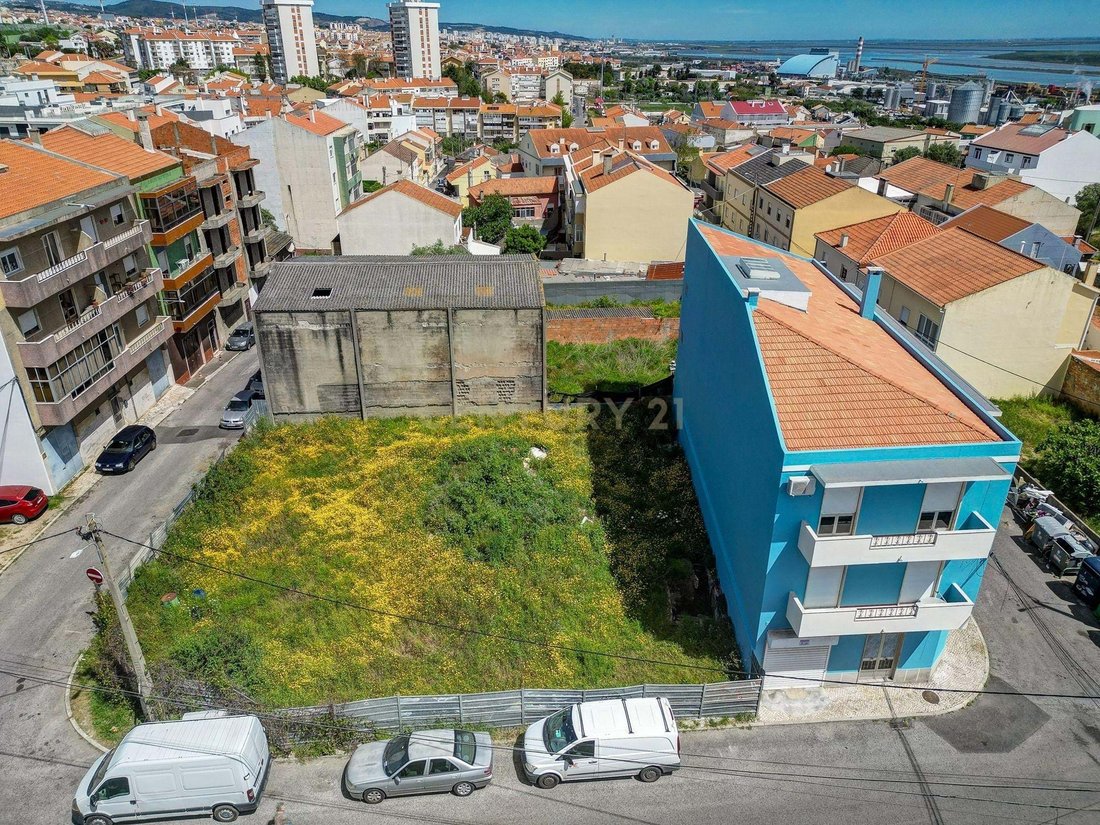 Land in Santa Iria de Azoia, Sao Joao da Talha e Bobadela, Lisbon, Portugal 5 - 17652469