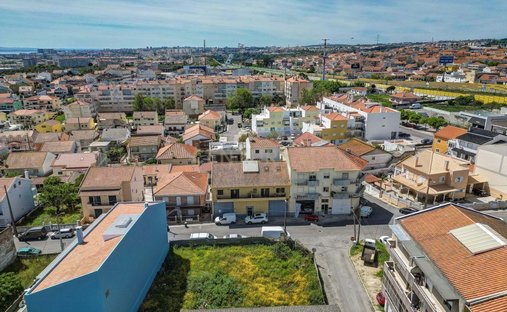 Land in Santa Iria de Azoia, Sao Joao da Talha e Bobadela, Lisbon, Portugal 1