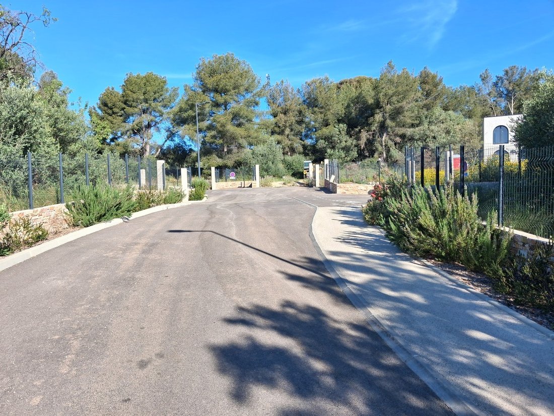 Terrain à La Ciotat, Provence-Alpes-Côte d'Azur, France 4 - 15730145