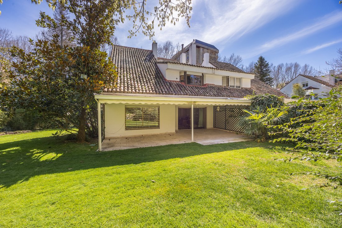 House in Fuencarral-El Pardo, Madrid, Spain 1 - 17719435