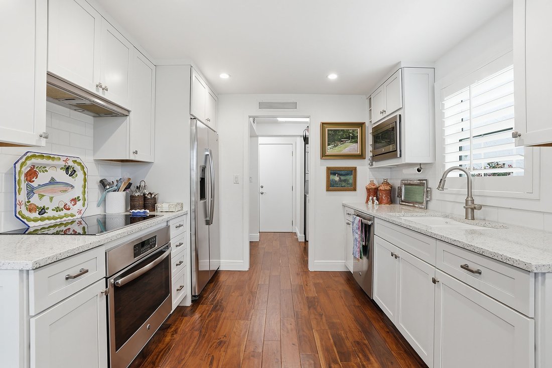 Condo in Naples, Florida, United States 4 - 17719460