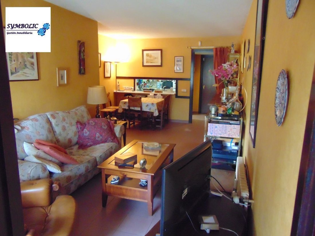 Apartment in Fuencarral-El Pardo, Madrid, Spain 4 - 17719503