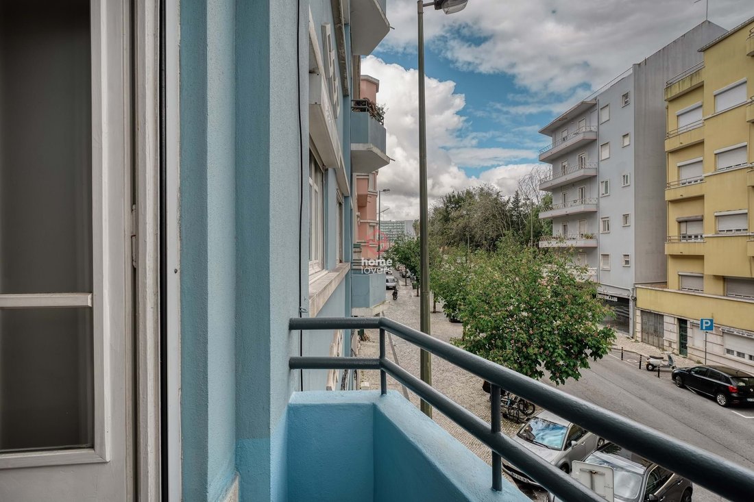 Apartment in Avenidas Novas, Lisbon, Portugal 5 - 17719589