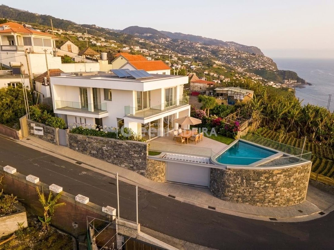 Villa in Ponta do Sol, Madeira, Portugal 1 - 15012484