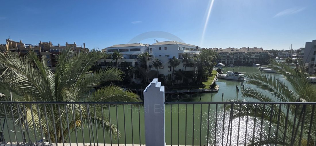 Penthouse in Sotogrande, San Roque, Andalusia 1 - 16039131