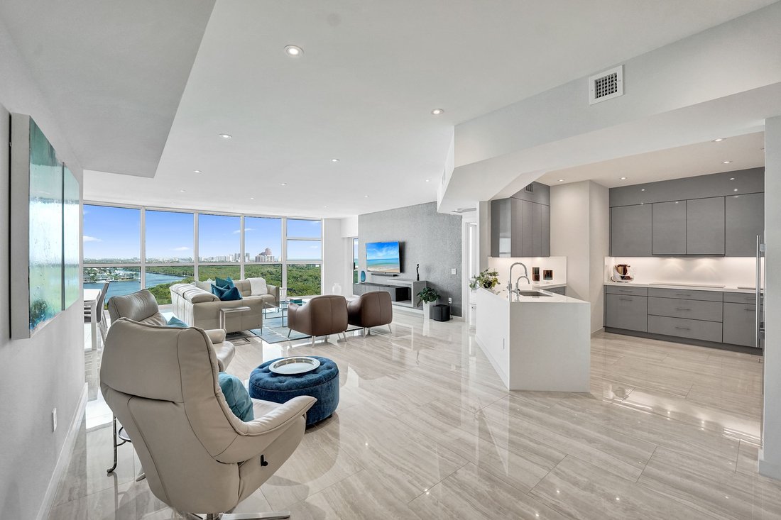 Condo in Fort Lauderdale, Florida, United States 3 - 17719647