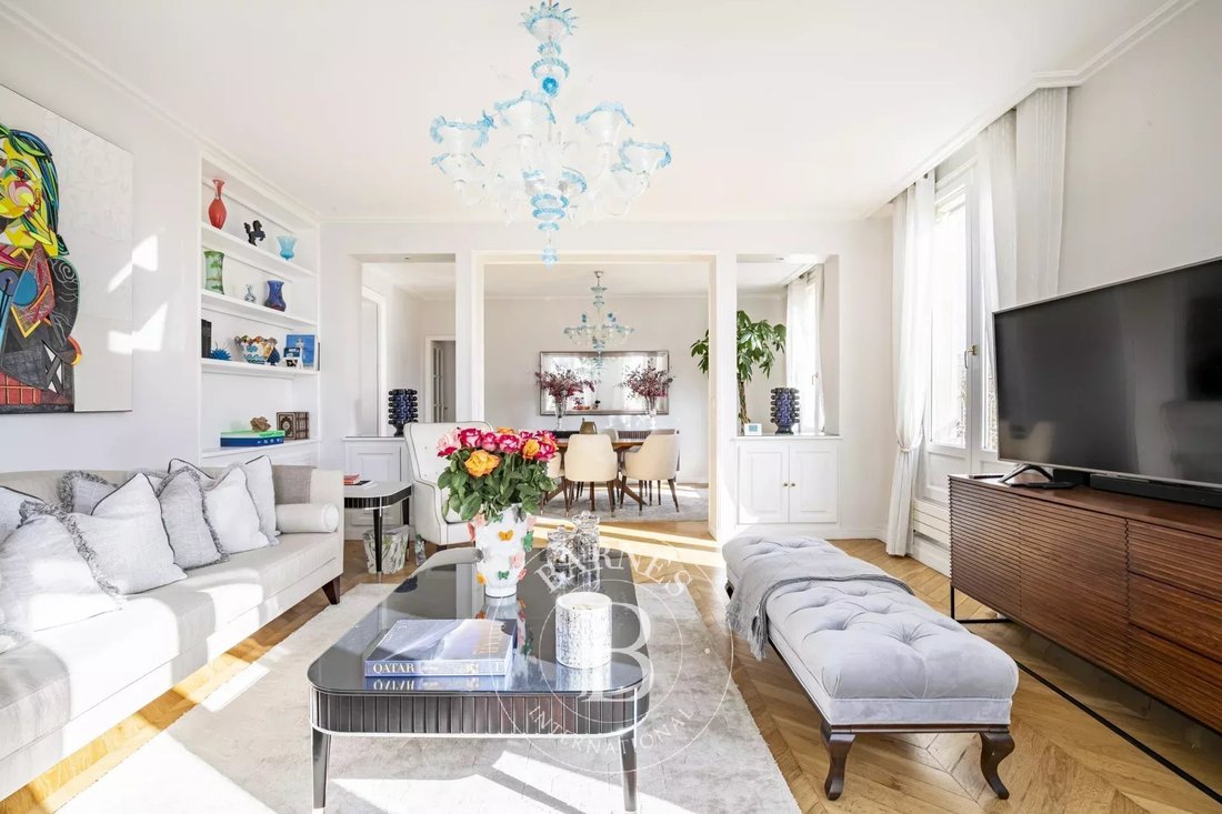 Apartment in Gros Caillou, Paris 7e Arrondissement, Paris 3 - 17720972