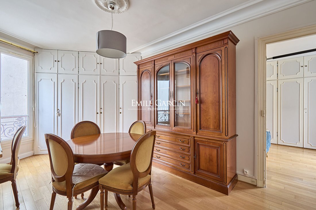 Apartment in Lorette-Martyrs, Paris 9e Arrondissement, Paris 5 - 17723236