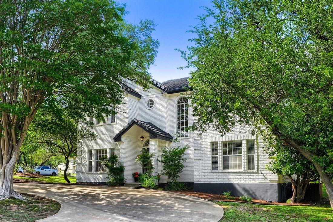 House in The Hills, Texas, United States 1 - 17722489