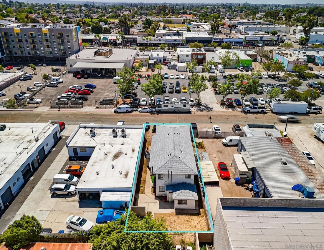 Lemon Grove, California, United States 1 - 17722371