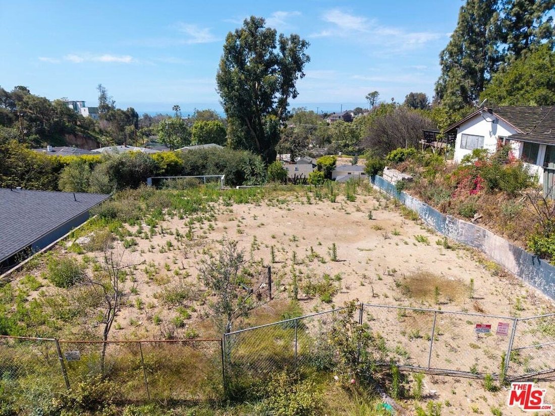 Land in Los Angeles, California, United States 2 - 17721138