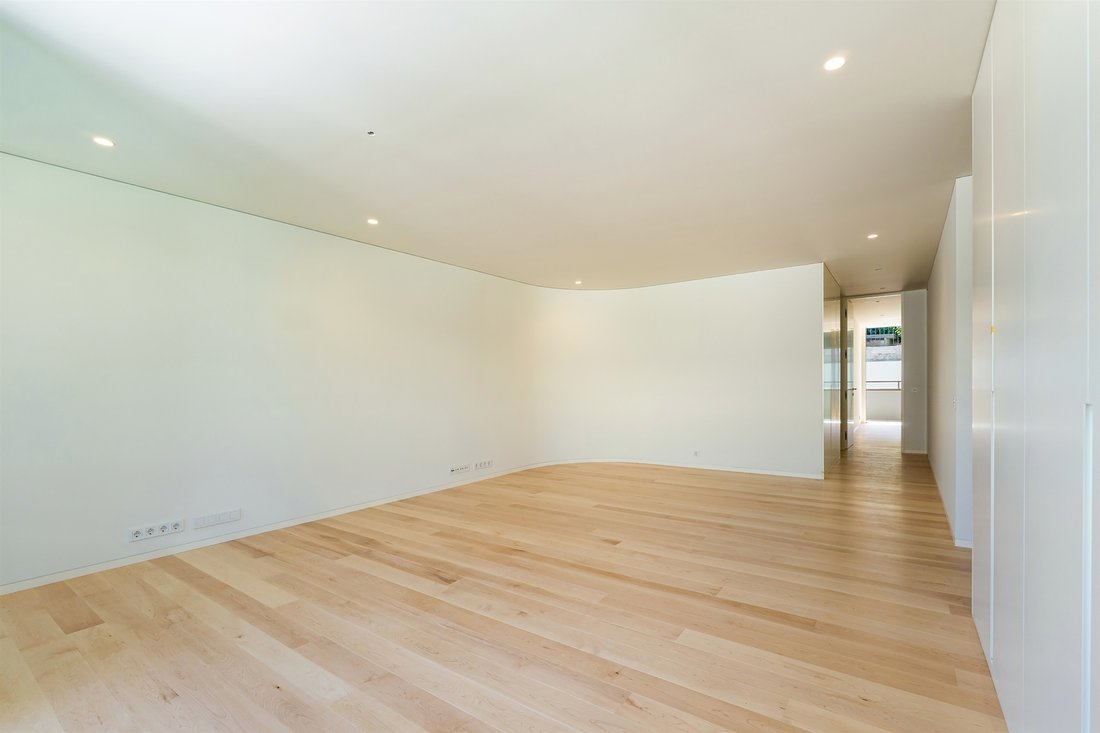 Apartment in Cedofeita, Santo Ildefonso, Se, Miragaia, Sao Nicolau e Vitoria, Porto District, Portugal 5 - 17677112