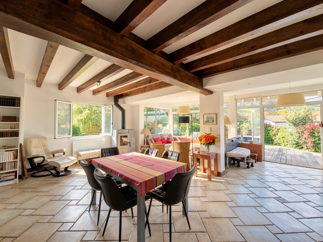 House in Mendi-Choko-Karrikatxar-Olhette, Urrugne, France 3 - 17703985