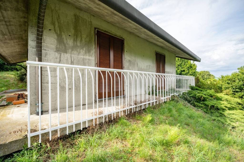 Villa in Galbiate, Lombardy, Italy 4 - 15986208