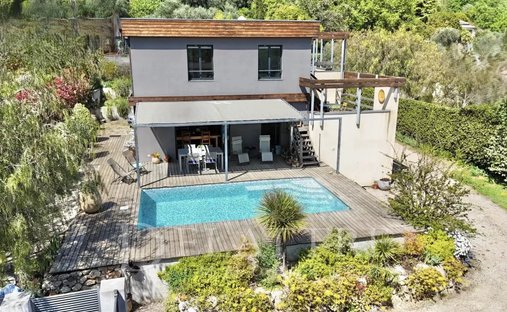 Villa in Opio, Provence-Alpes-Côte d'Azur, France 1