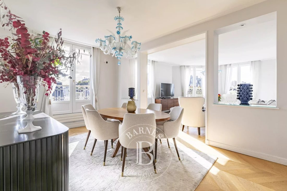 Apartment in Gros Caillou, Paris 7e Arrondissement, Paris 5 - 17720972