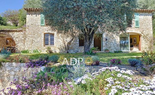 Villa in Grasse, Provence-Alpes-Côte d'Azur, France 1