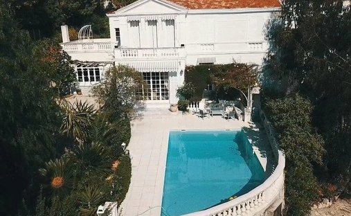 Maison à Menton, Provence-Alpes-Côte d'Azur, France 1