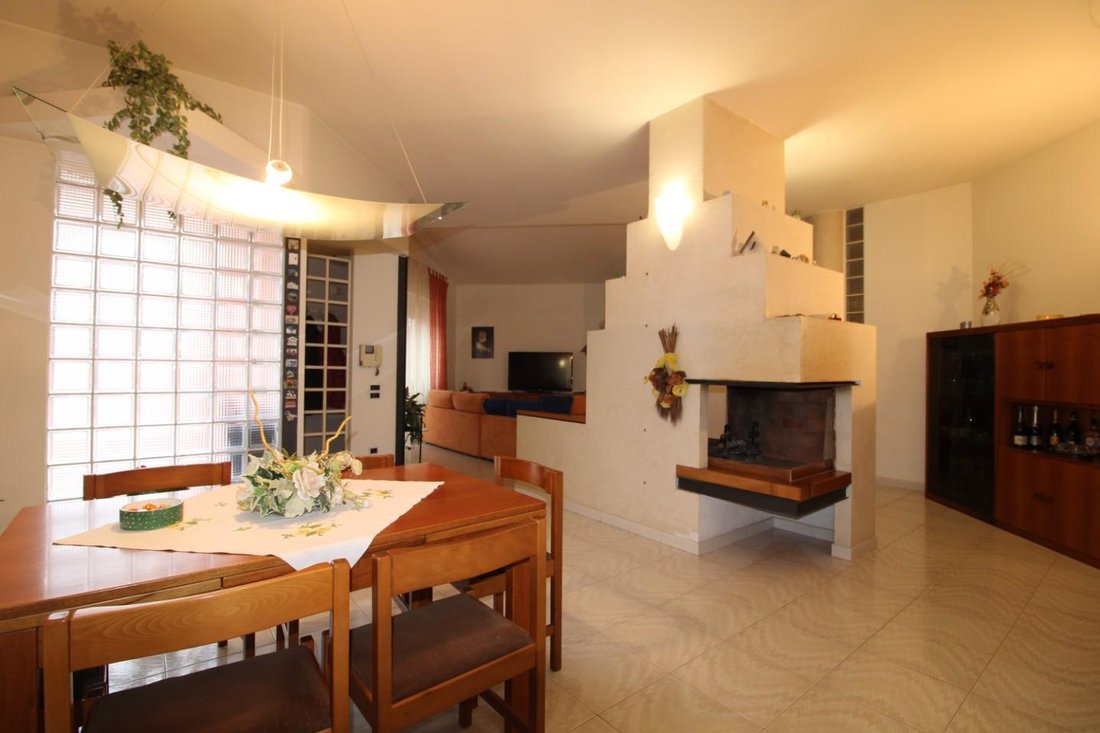 House in Vicopisano, Tuscany, Italy 2 - 17723081