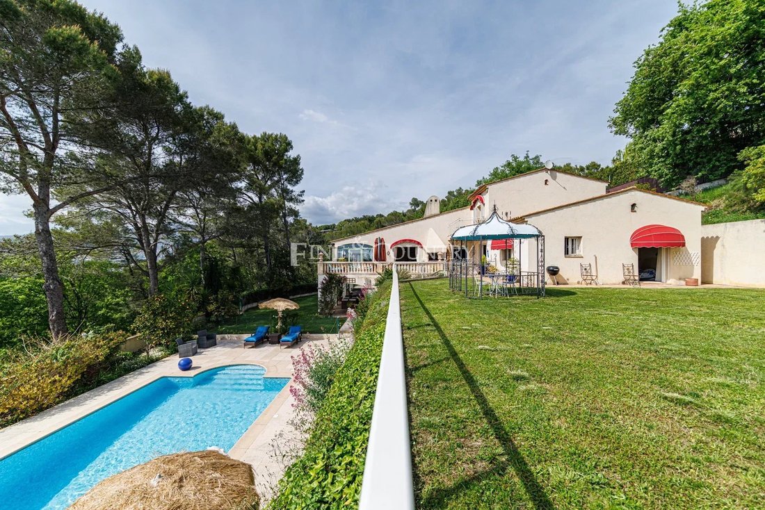 House in Les Indes les-Groulles, Mouans-Sartoux, France 4 - 17719175