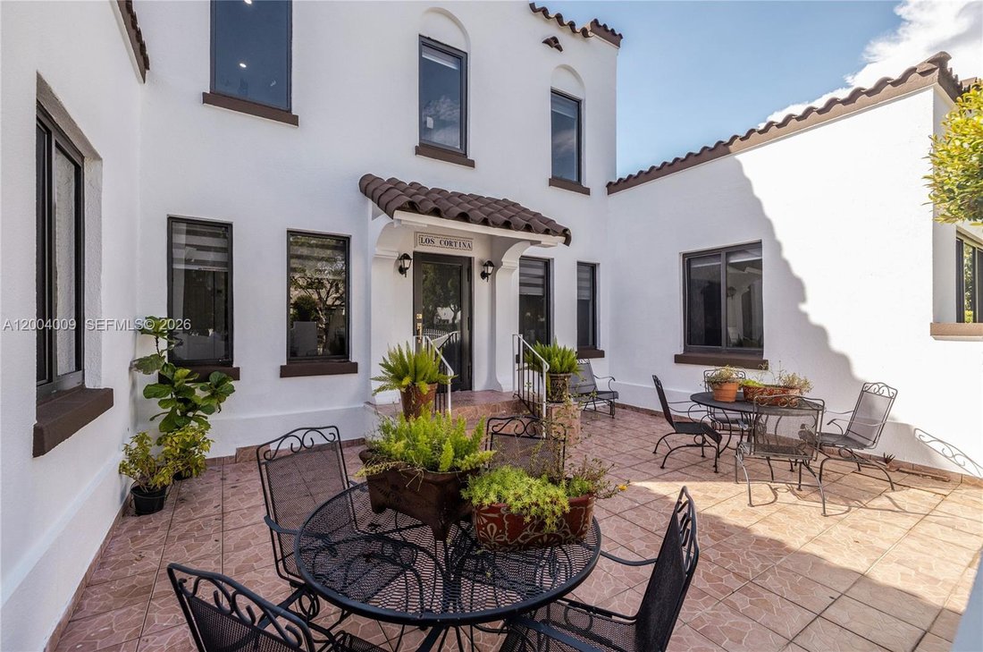 House in Miami, Florida, United States 3 - 17721268