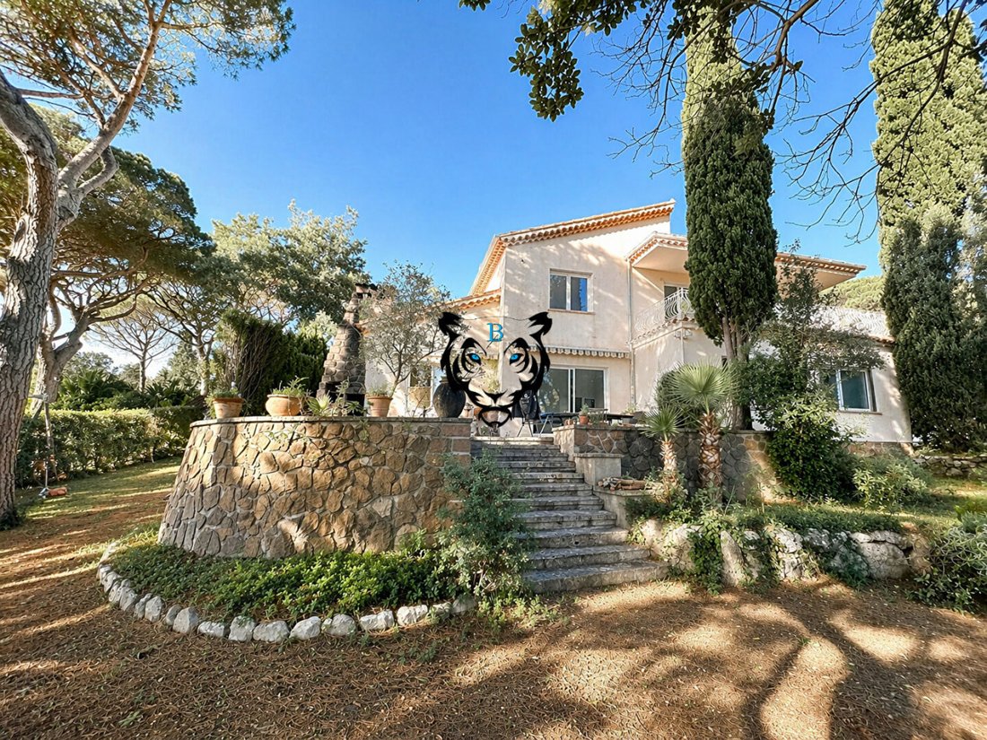 Haus in Ecarts, Roquebrune-sur-Argens, Frankreich 1 - 17273019