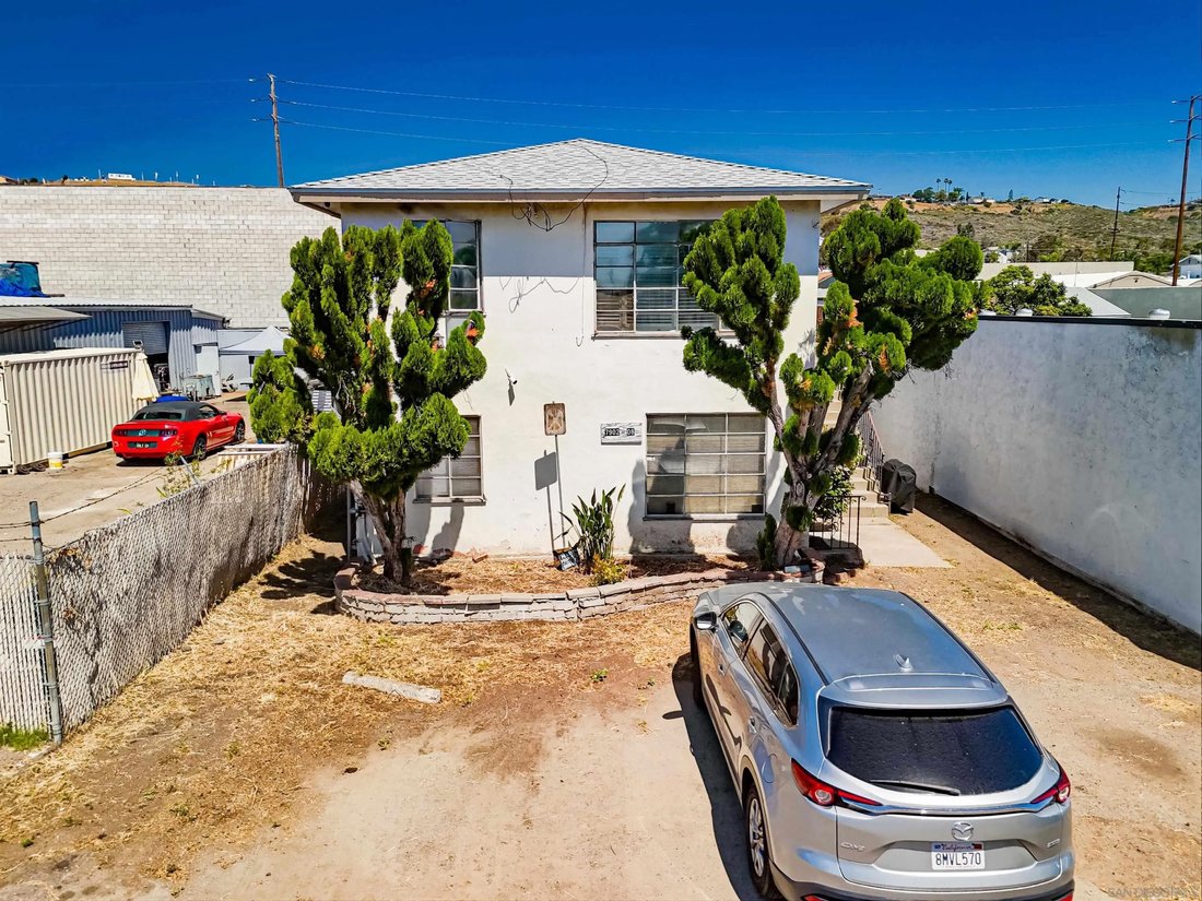 Lemon Grove, California, United States 2 - 17722371