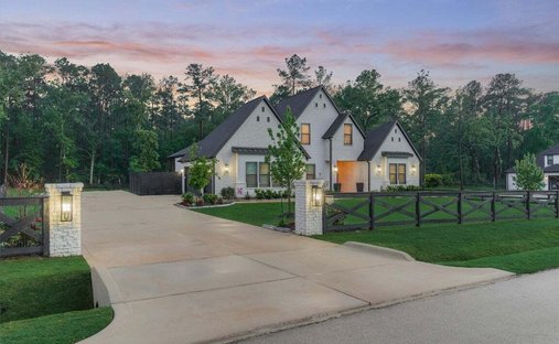 House in Montgomery, Texas, United States 1