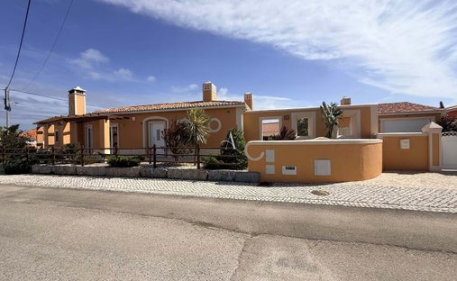 Villa in Nossa Senhora do Populo, Coto e Sao Gregorio, Leiria District, Portugal 1