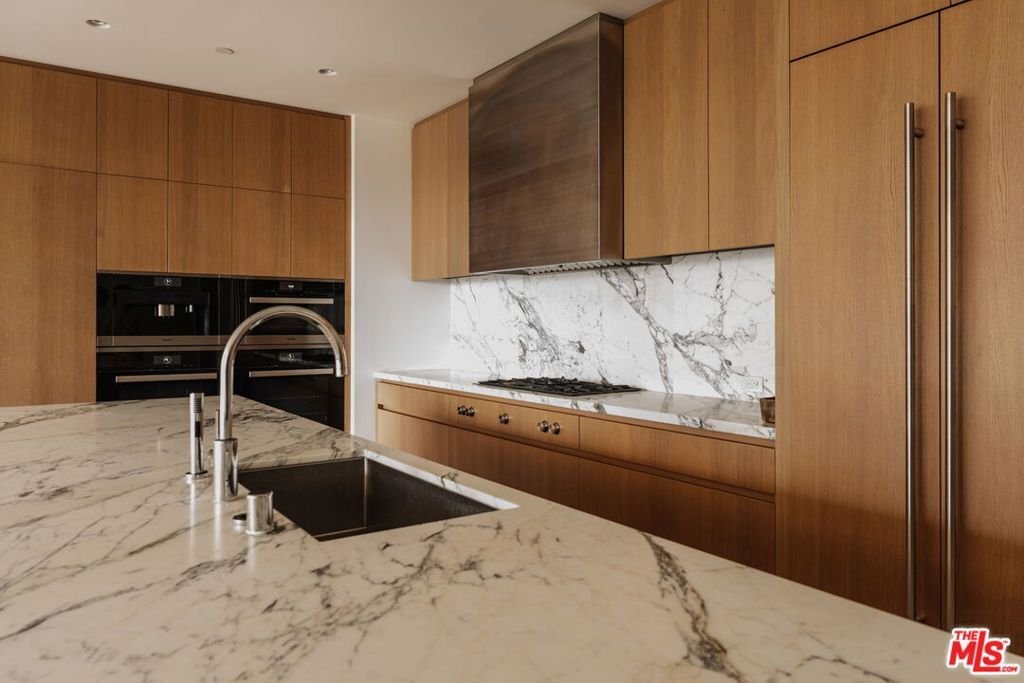 Condo in West Hollywood, California, United States 4 - 17722969