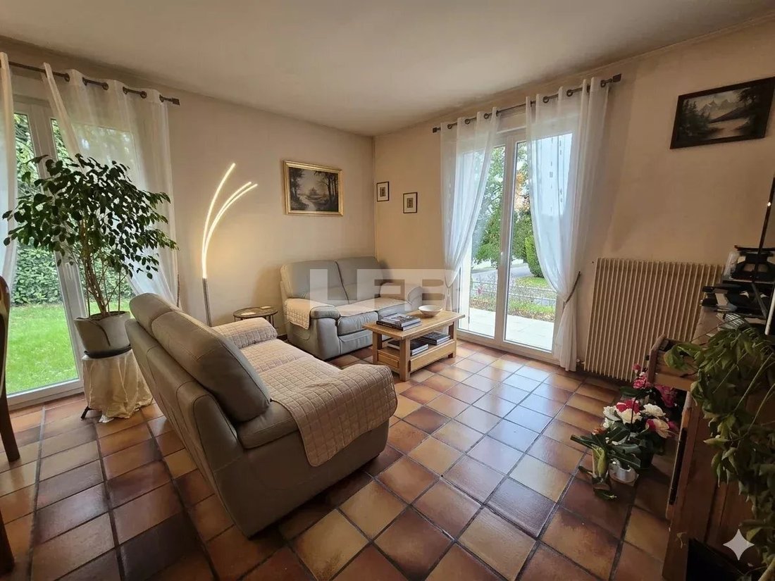 House in Est, Lamorlaye, France 4 - 17721231
