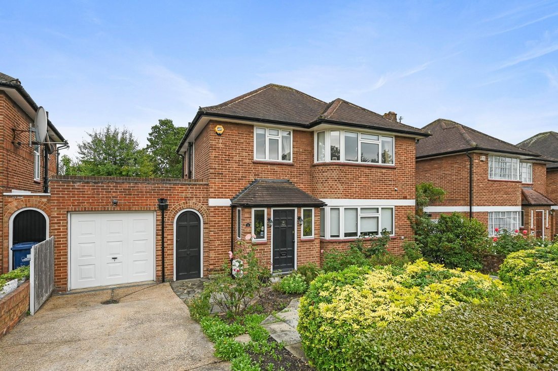 House in Ealing (London Borough of Ealing), Ealing, England 1 - 17720014