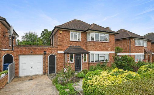 House in Ealing (London Borough of Ealing), Ealing, England 1