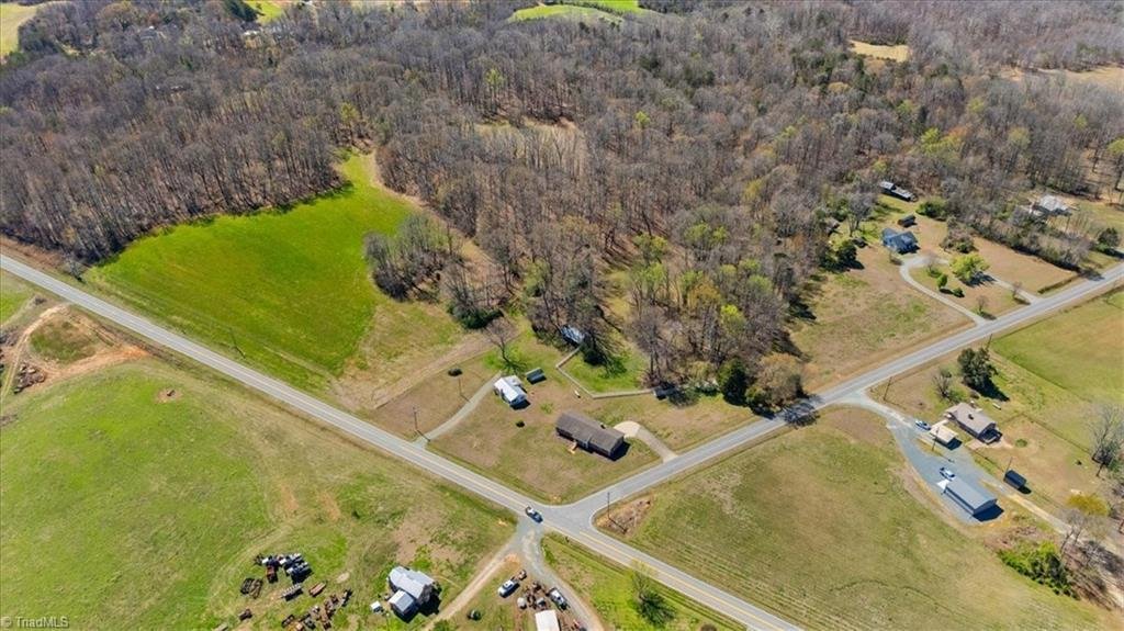 House in Gibsonville, North Carolina, United States 3 - 17722213