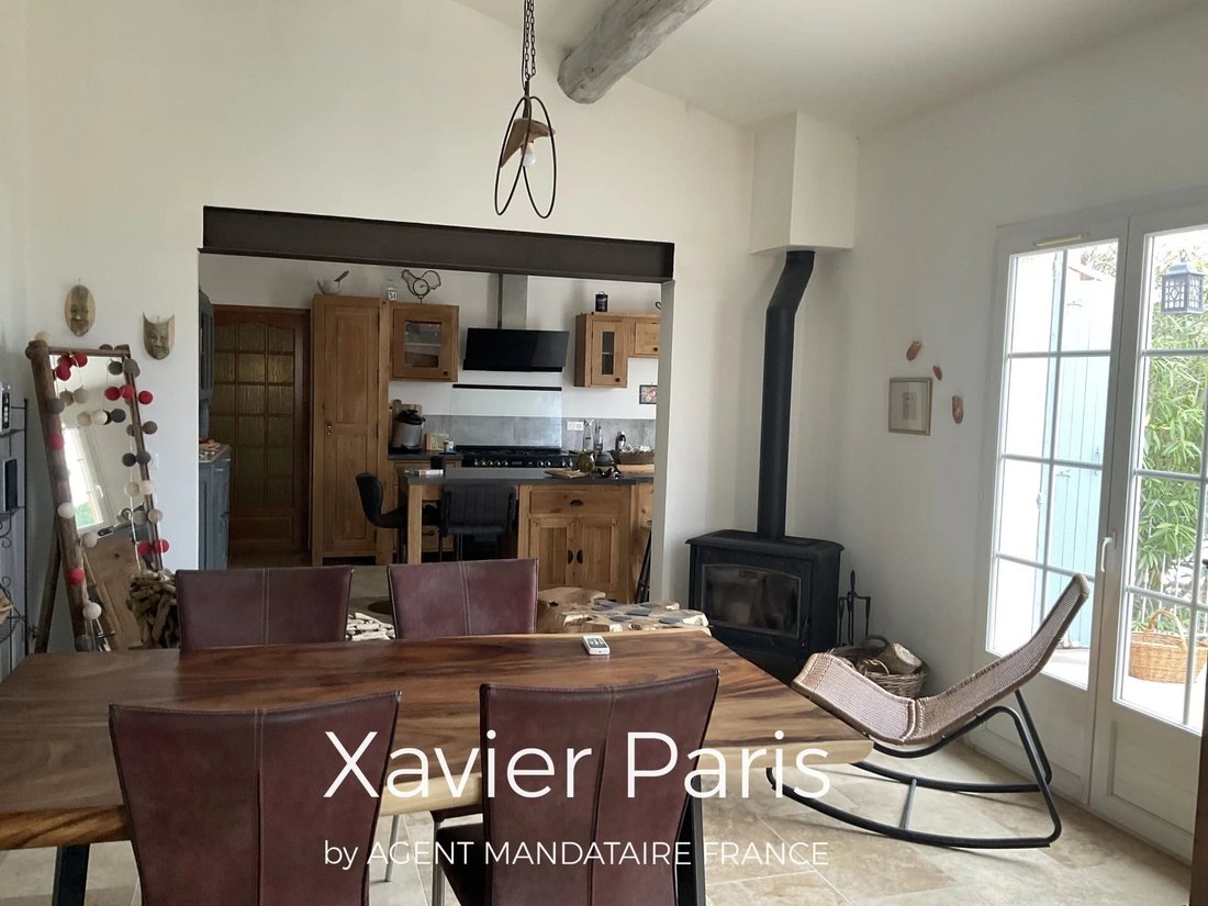 House in Cabrieres-d'Aigues, Provence-Alpes-Côte d'Azur, France 4 - 17721241