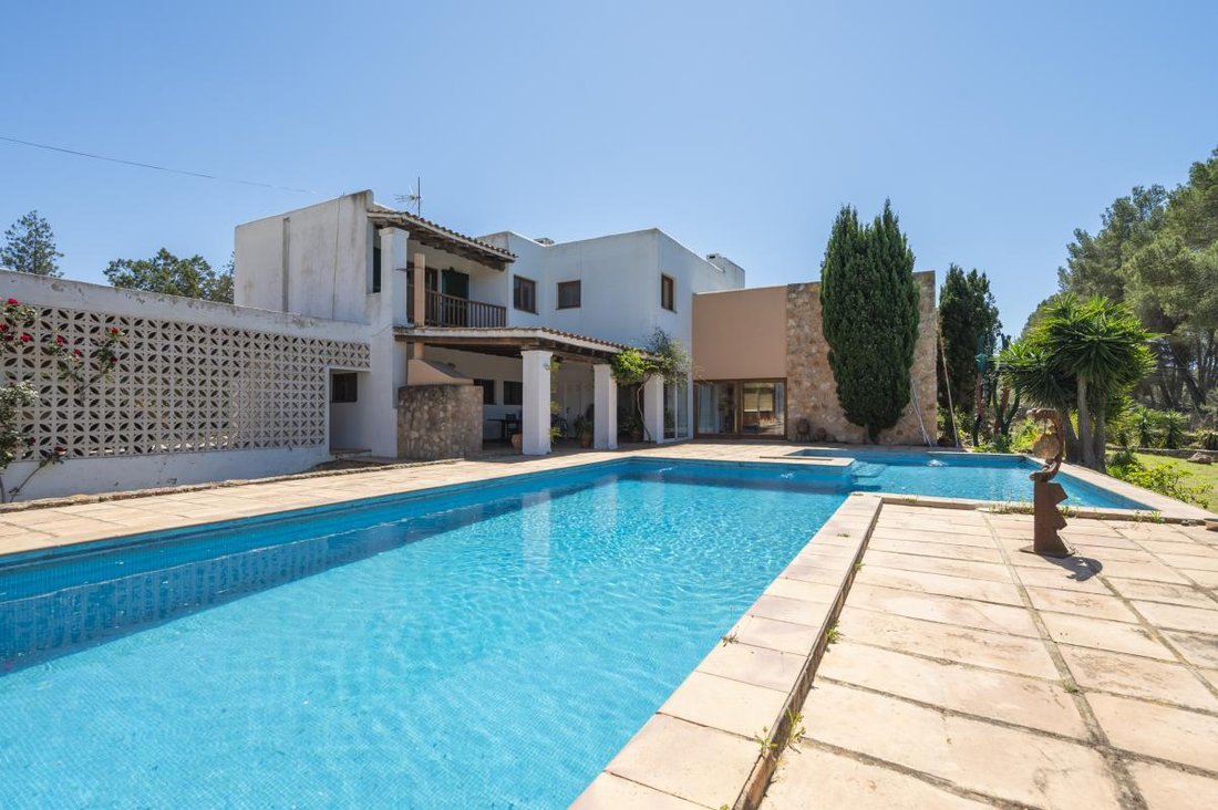 Villa in Sant Antoni de Portmany, Balearic Islands, Spain 4 - 17698190