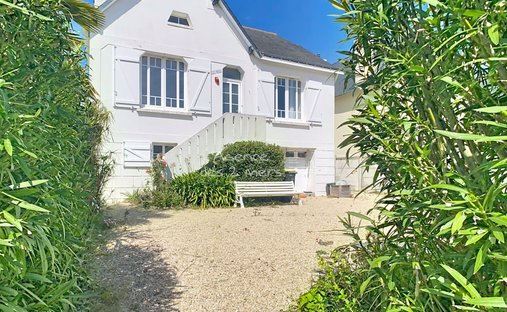 House in Ouest, Quiberon, France 1