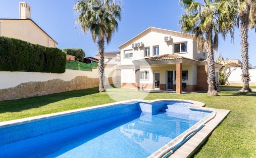 Villa in San Antonio de Benageber, Valencian Community, Spain 1