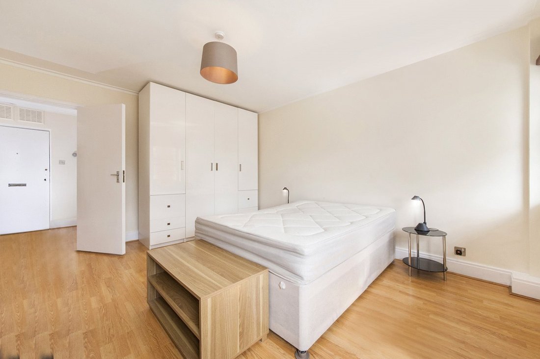 Apartment in Fitzrovia, Camden, England 4 - 17723345