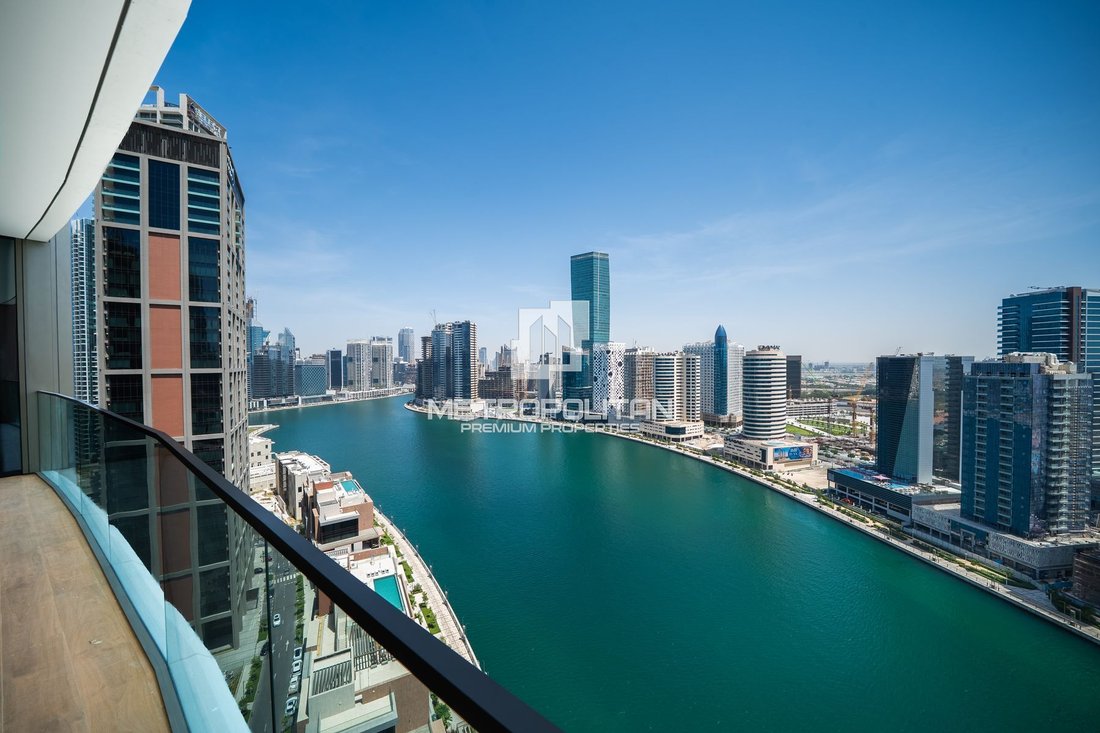 Apartamento en Business Bay, Dubái, Emiratos Árabes Unidos 1 - 15106331
