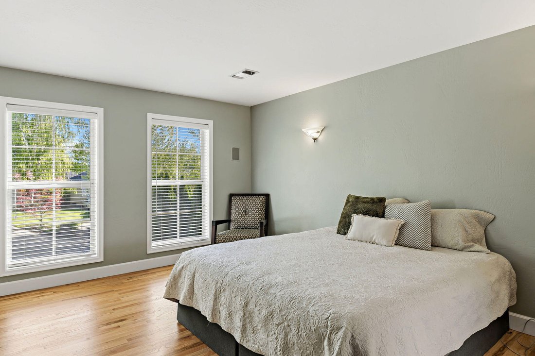 House in Medford, Oregon, United States 4 - 16787625