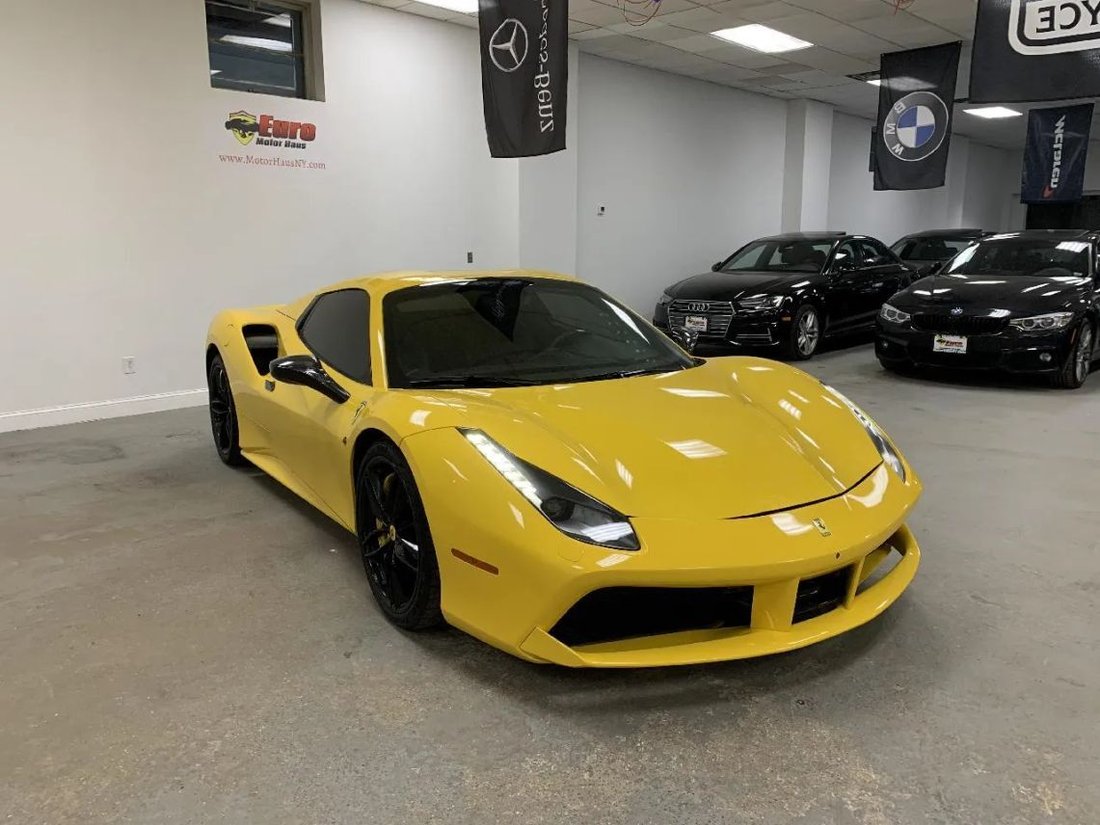 Cabriolet in Great Neck, NY, United States 4 - 14138330