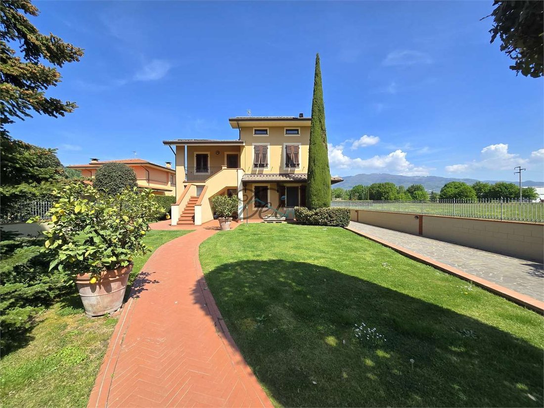 Villa in Lammari, Capannori, Tuscany 4 - 17722457