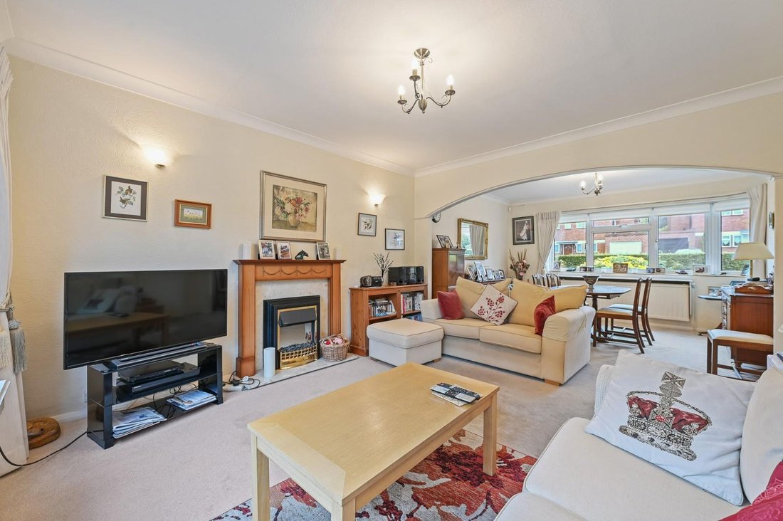 House in Ealing (London Borough of Ealing), Ealing, England 3 - 17720014