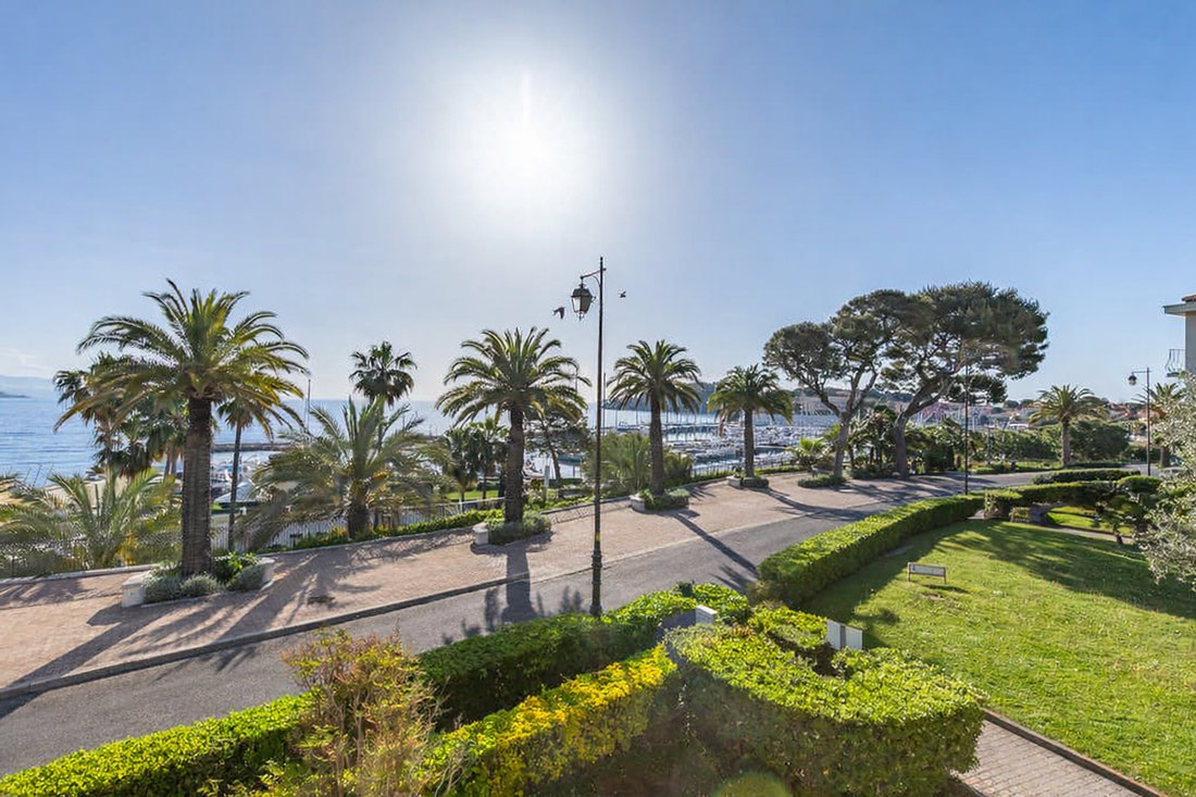 Apartment in Saint-Jean-Cap-Ferrat, Provence-Alpes-Côte d'Azur, France 3 - 17720907