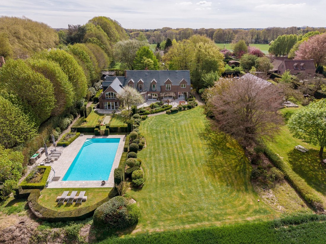 Villa in Lasne, Wallonia, Belgium 1 - 17721170